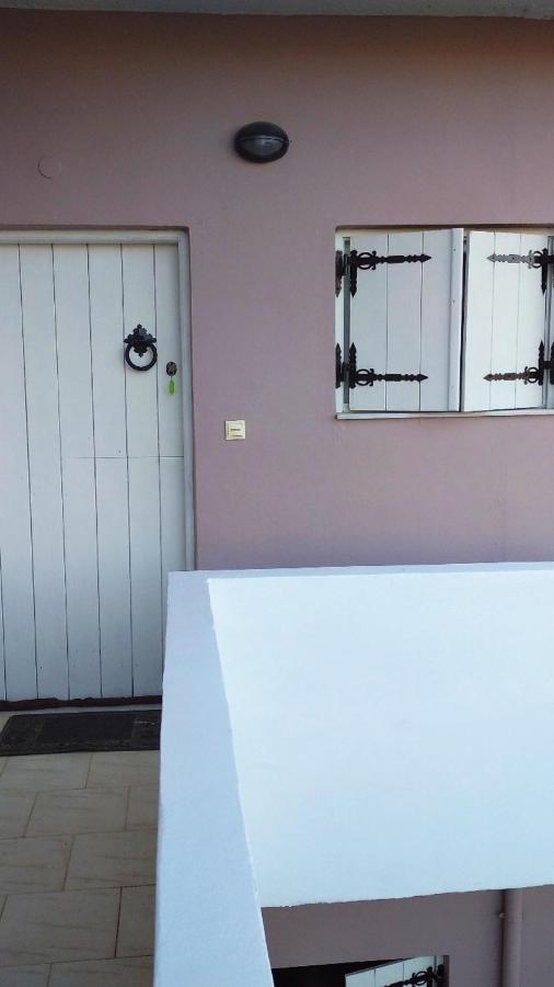 "Villa Kanavos" Apts マタラ エクステリア 写真