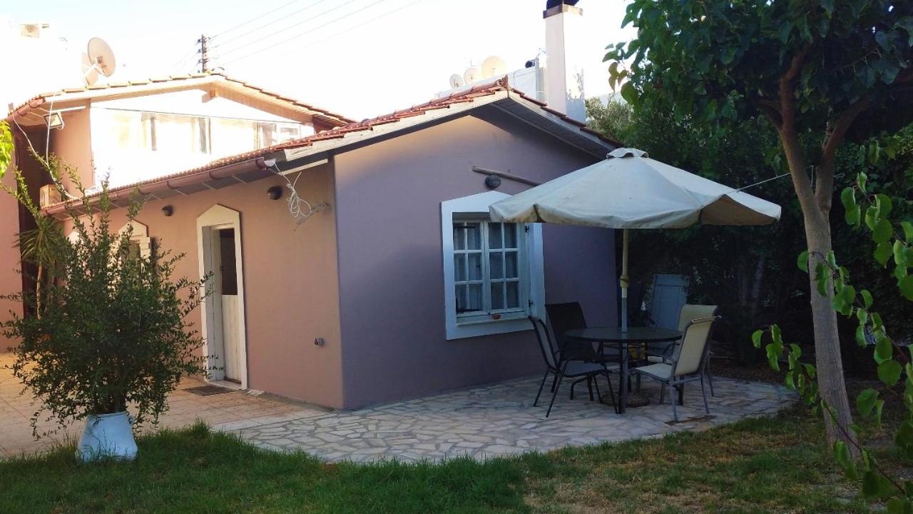 "Villa Kanavos" Apts マタラ エクステリア 写真