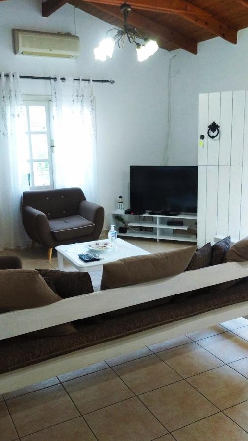 "Villa Kanavos" Apts マタラ エクステリア 写真