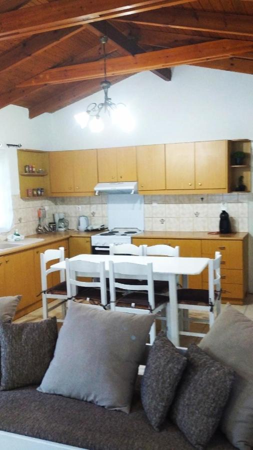 "Villa Kanavos" Apts マタラ エクステリア 写真