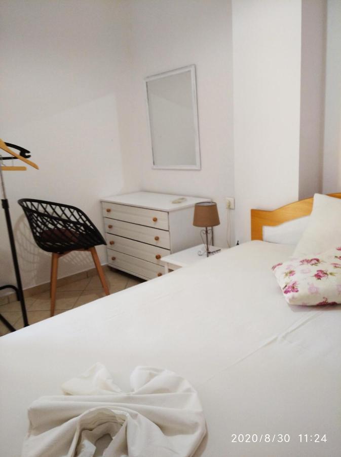 "Villa Kanavos" Apts マタラ エクステリア 写真