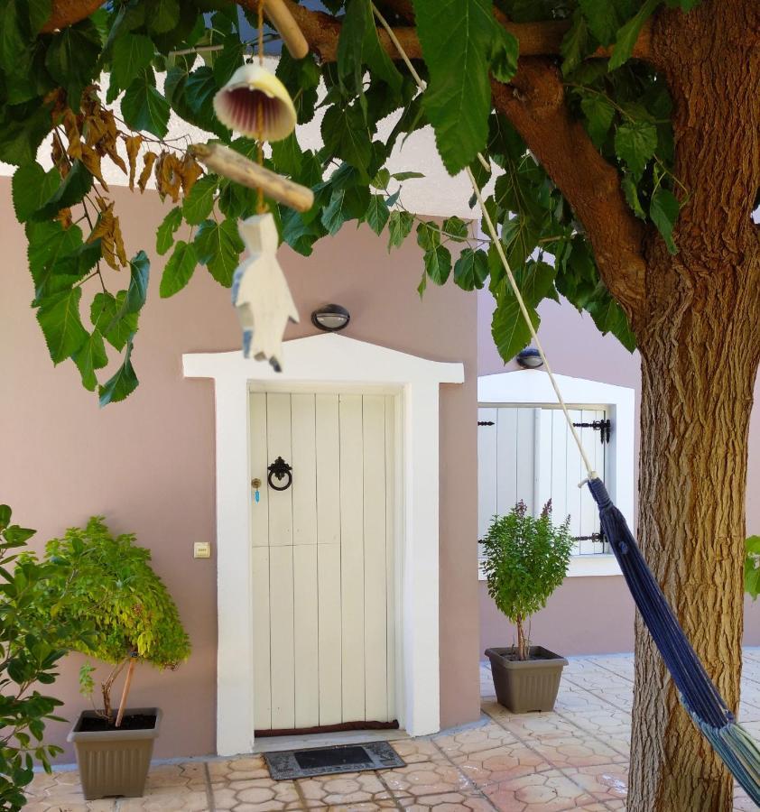 "Villa Kanavos" Apts マタラ エクステリア 写真