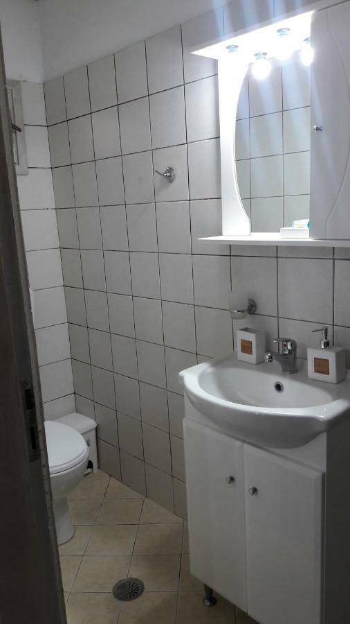 "Villa Kanavos" Apts マタラ エクステリア 写真